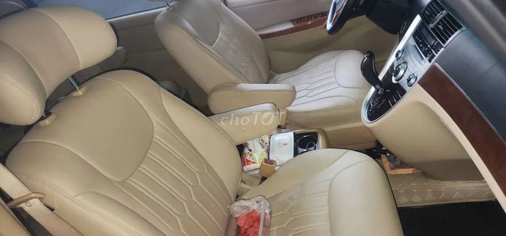Luxgen M7 2013 photo 4
