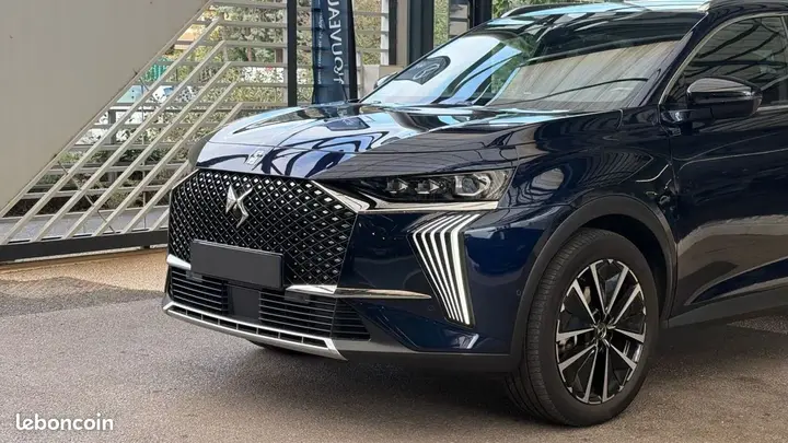 DS Automobiles Ds7 2023 photo 2