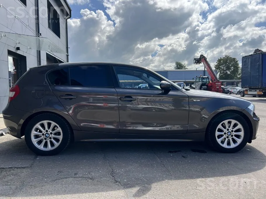 BMW 120D 2005 photo 2