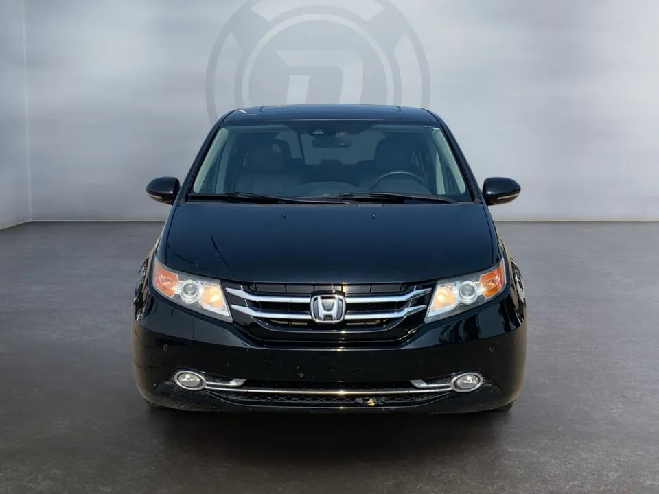 Honda Odyssey 2015 photo 2