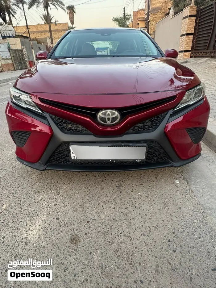 Toyota Camry 2018 photo 2