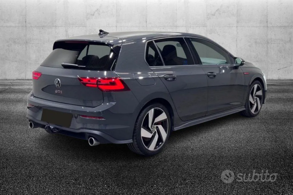 Volkswagen Golf 2022 photo 3