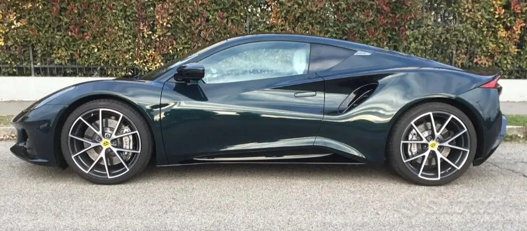 Lotus Emira 2024 photo 4