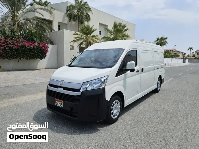 Toyota Hiace 2021 photo 5