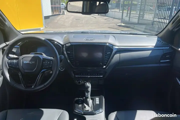 Isuzu D-Max 2026 photo 2
