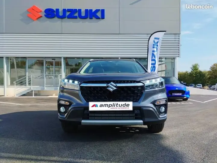 Suzuki S-Cross 2025 photo 2