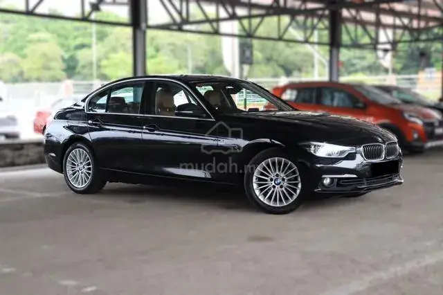 BMW 318I