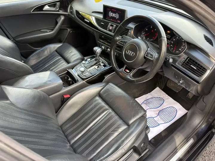 Audi A6 2014 photo 2
