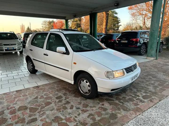 Volkswagen Polo 1995 photo 3