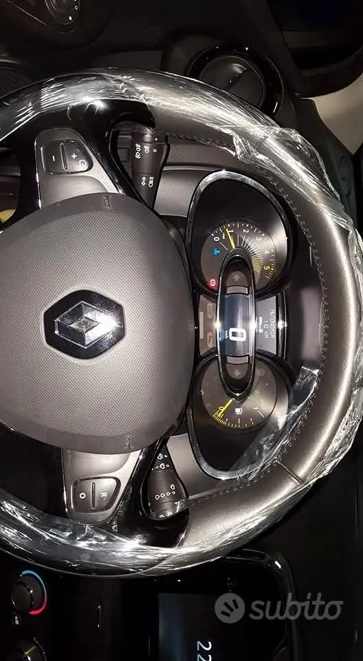 Renault Clio 2014 photo 3