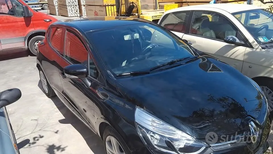 Renault Clio 2014 photo 2