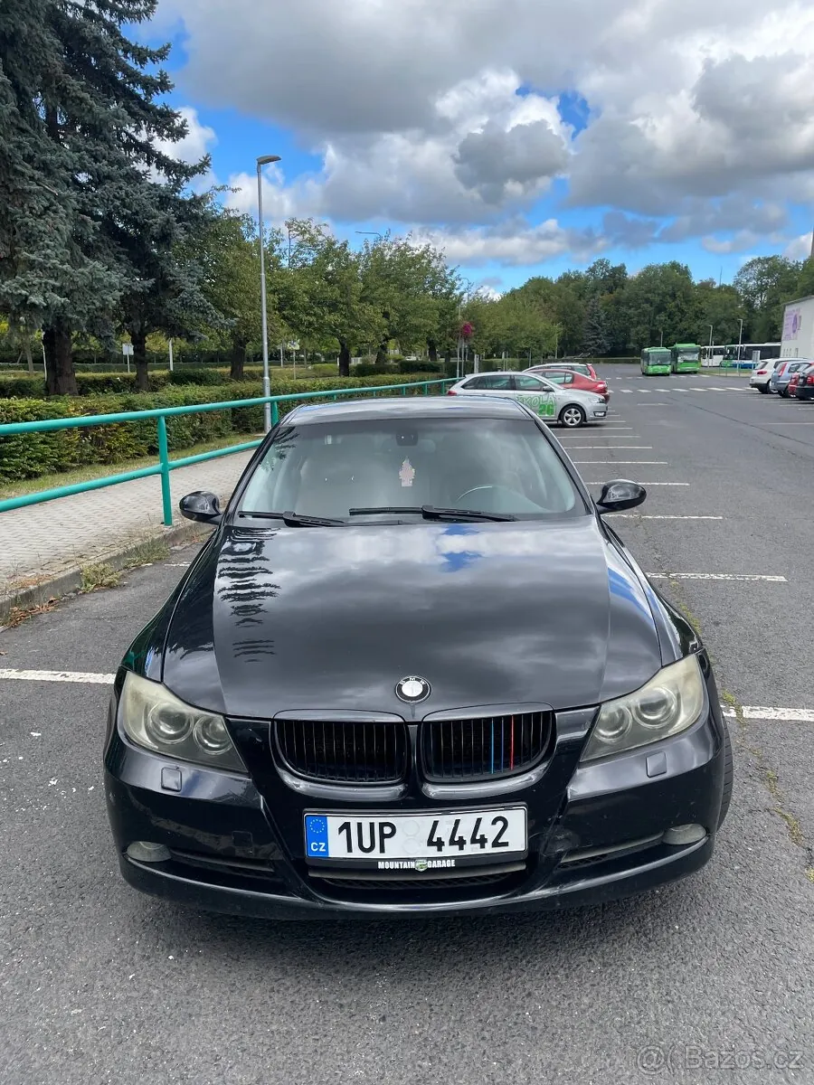 BMW 320I 2005 photo 2