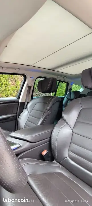 Renault Espace 2016 photo 3