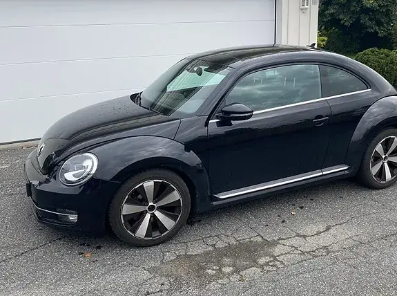 Volkswagen Beetle 2015 photo 2