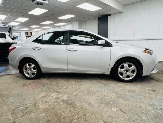 Toyota Corolla 2015 photo 5