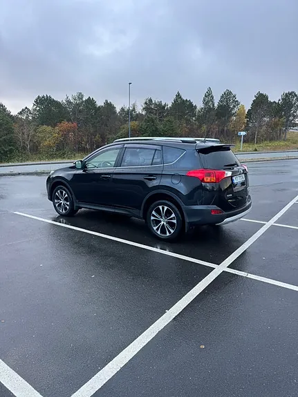 Toyota Rav4 2015 photo 4
