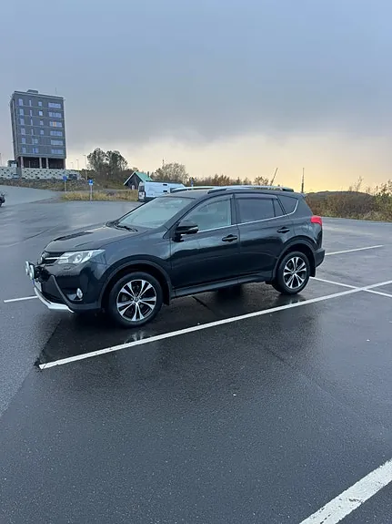 Toyota Rav4 2015 photo 2
