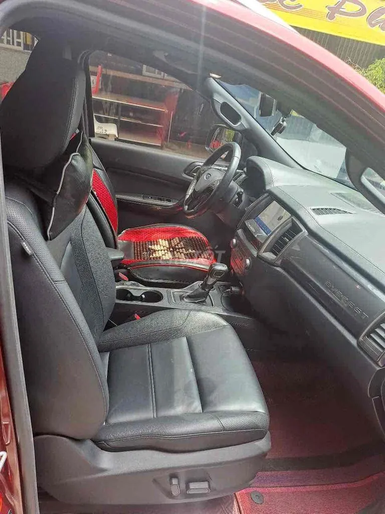 Ford Everest 2021 photo 2