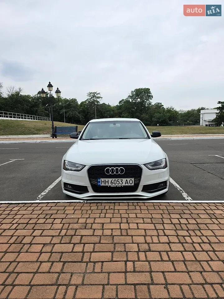 Audi A4 2013 photo 4
