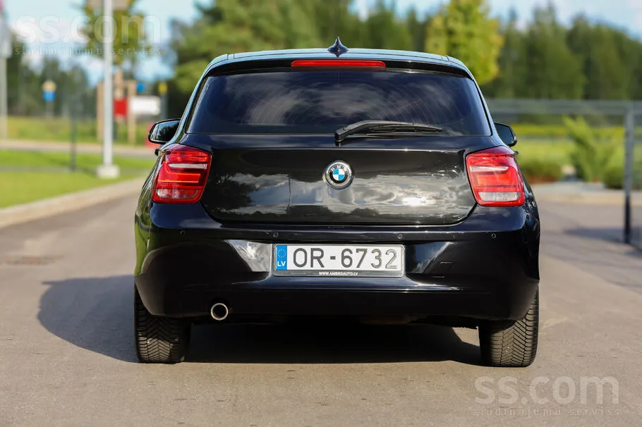 BMW F21 2014 photo 5
