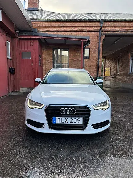 Audi A6 2014 photo 2