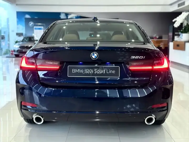 BMW 3 Series 2026 photo 2