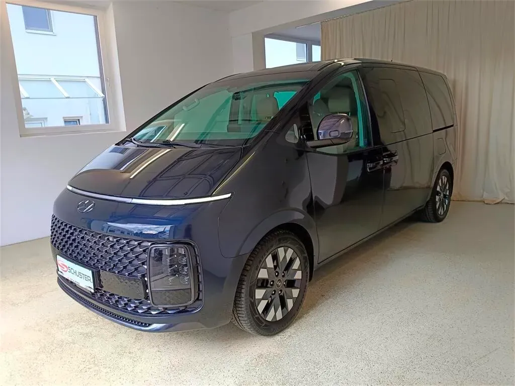 Hyundai Staria 2022 photo 3