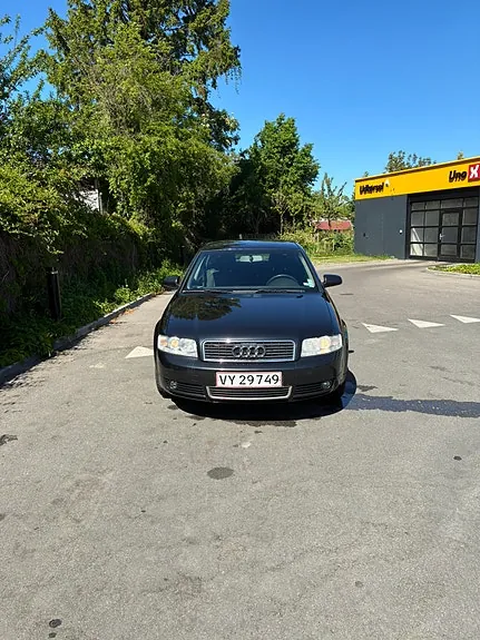 Audi A4 2004 photo 3