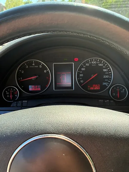 Audi A4 2004 photo 5