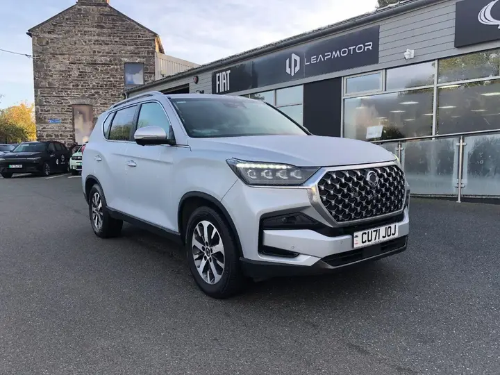 KG Mobility Rexton