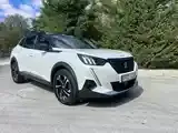 Peugeot 2008 2020 photo 2