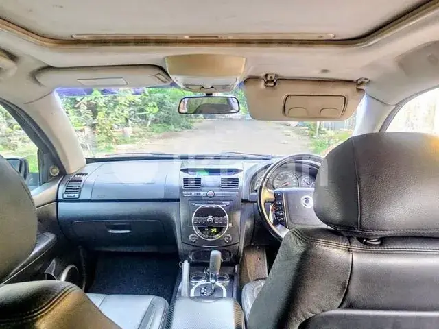 KG Mobility Rexton 2006 photo 2