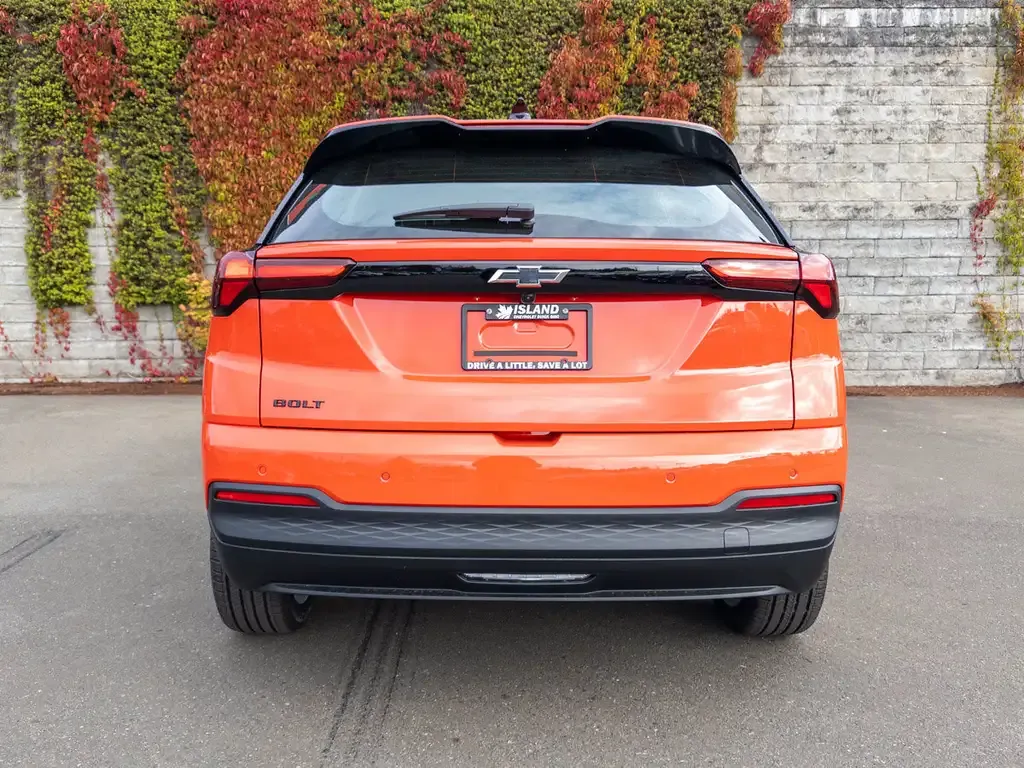 Chevrolet Bolt 2027 photo 4