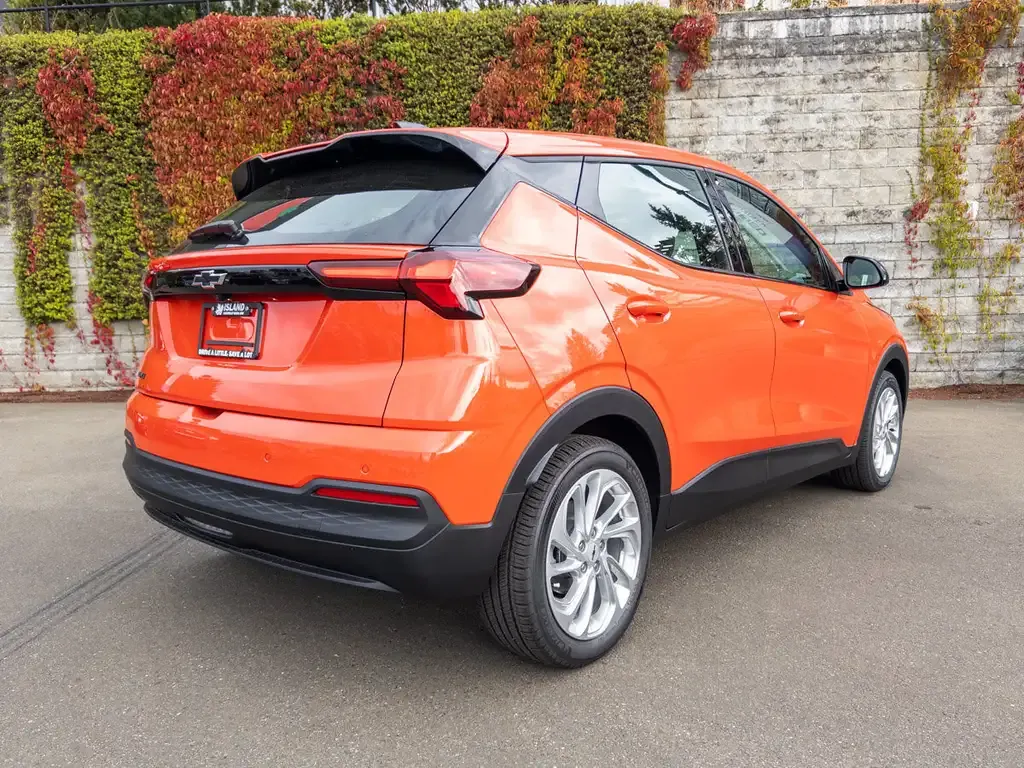 Chevrolet Bolt 2027 photo 5