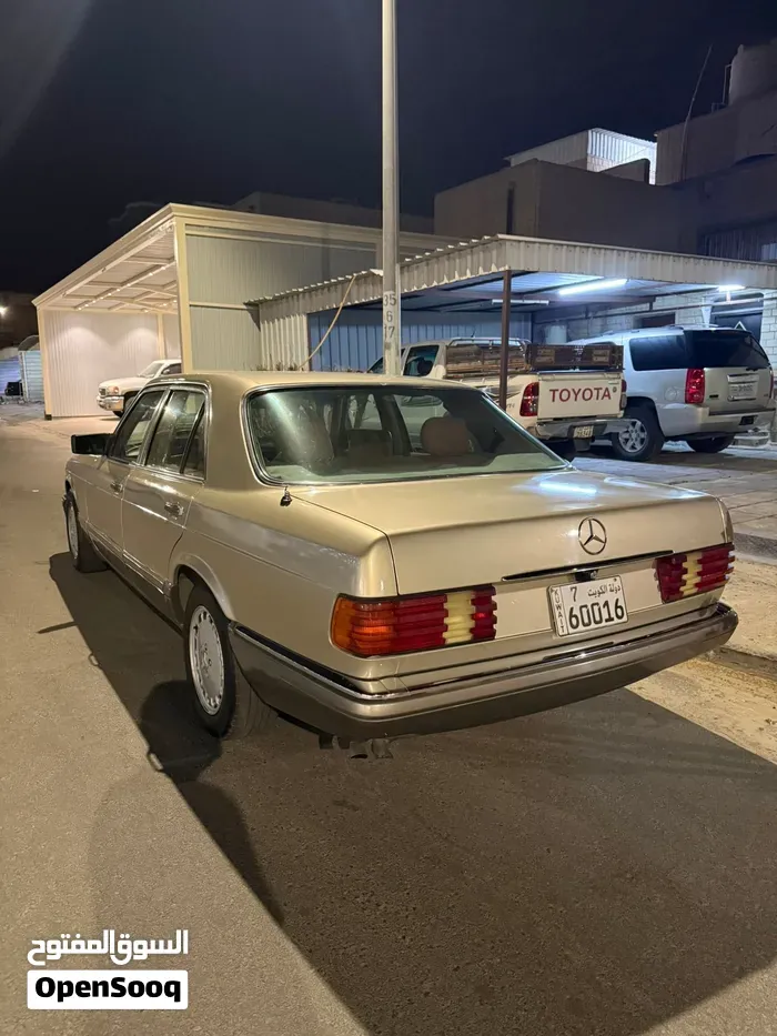 Mercedes-Benz C-Class 1988 photo 3