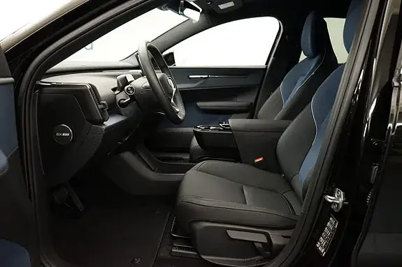 Volvo Ex30 2025 photo 4