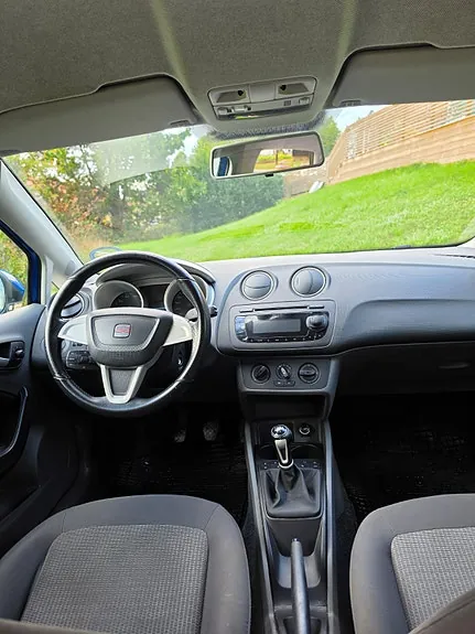 Seat Ibiza 2011 photo 5
