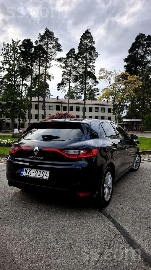 Renault Megane 2016 photo 2