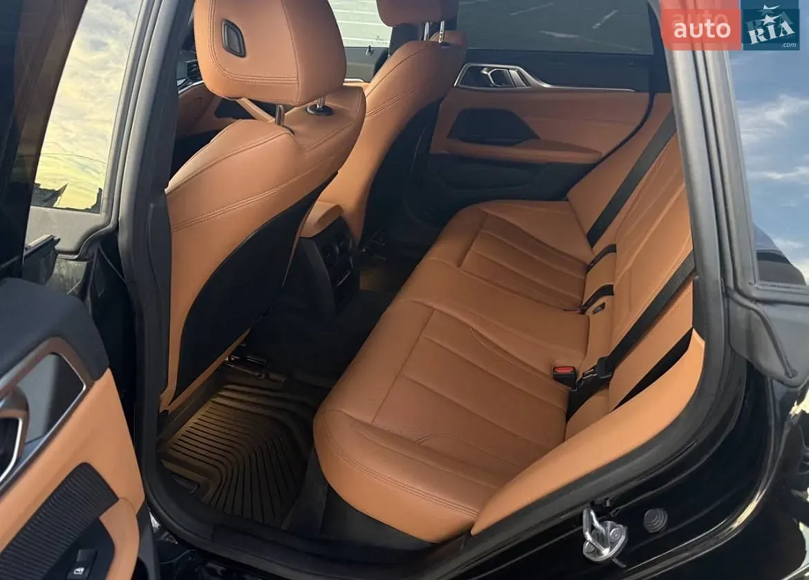 BMW I4 2023 photo 5
