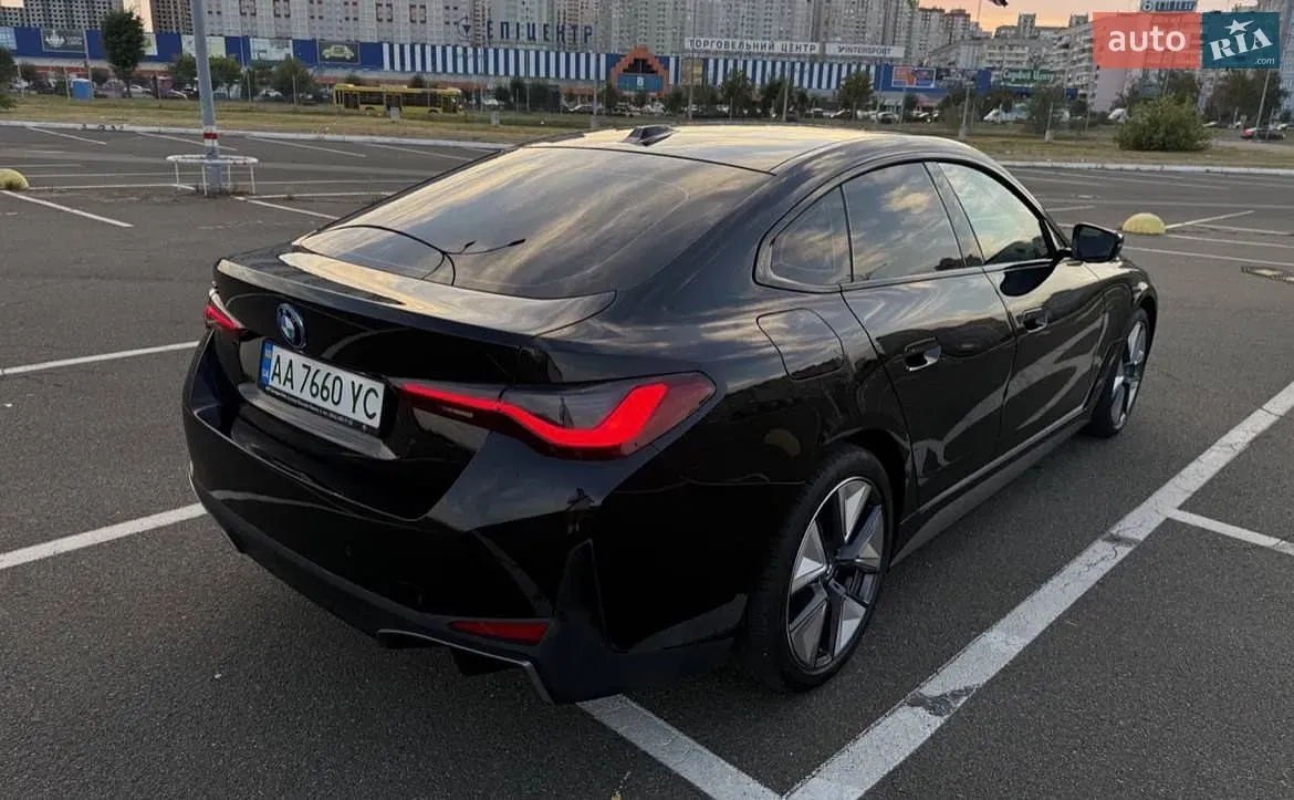BMW I4 2023 photo 4