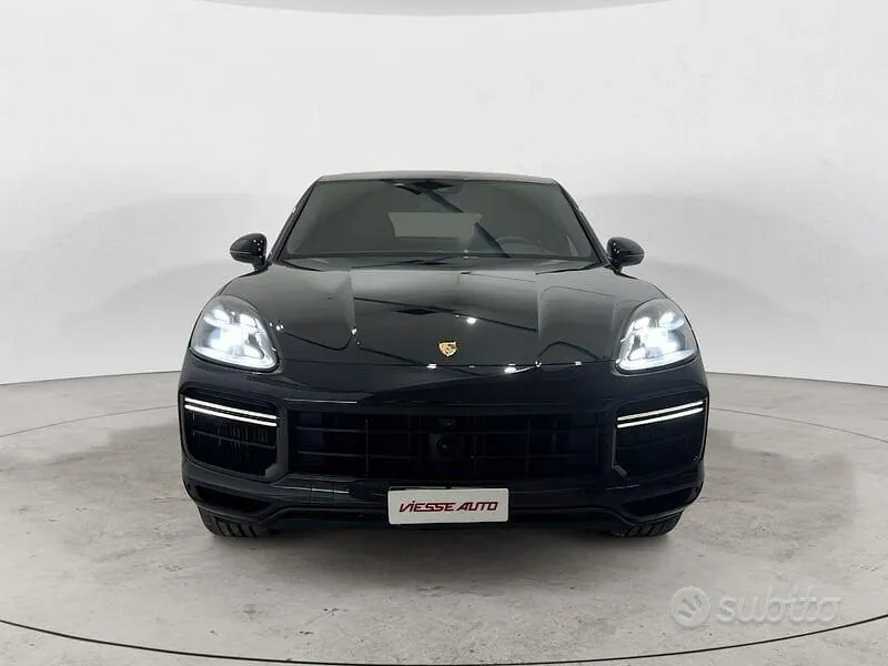 Porsche Cayenne 2019 photo 2