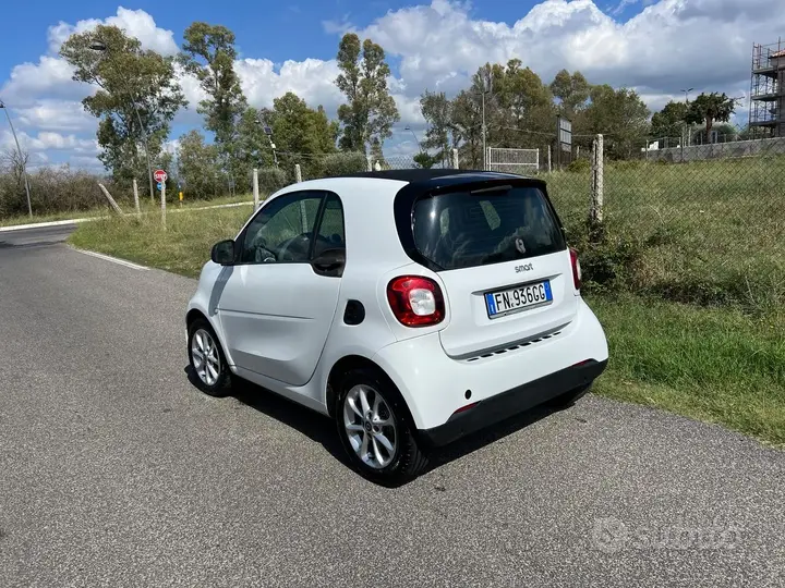 Smart Fortwo 2018 photo 5