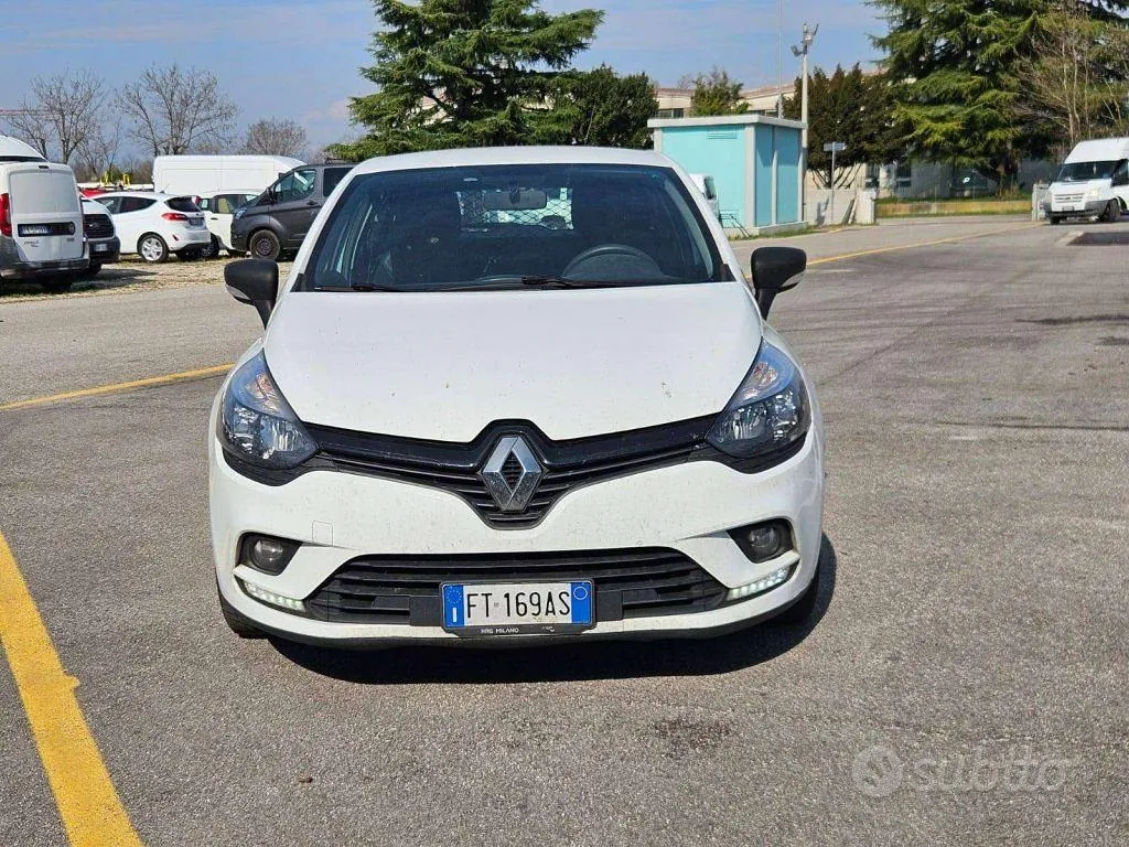 Renault Clio 2018 photo 3