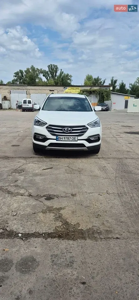 Hyundai Santa Fe 2018 photo 2