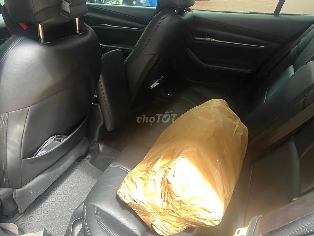 Mazda 3 2020 photo 3