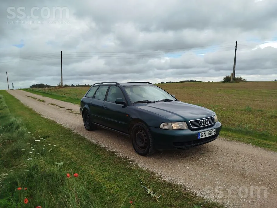 Audi A4 1996 photo 2