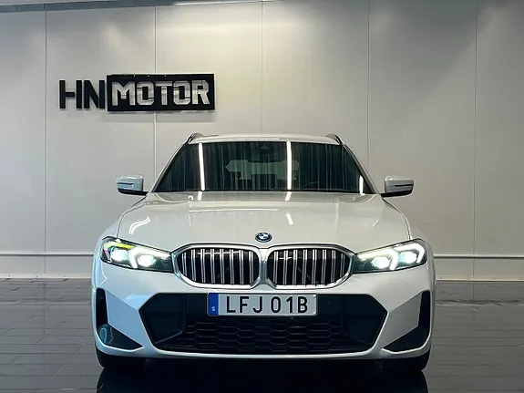 BMW 330E 2023 photo 3