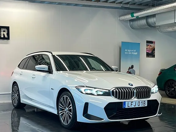 BMW 330E 2023 photo 4