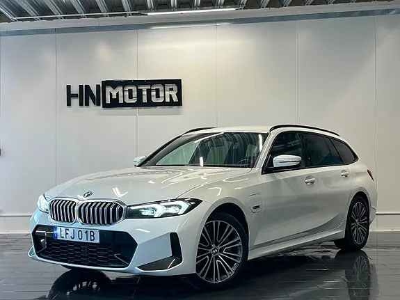 BMW 330E