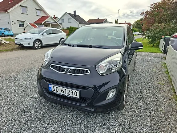 Kia Picanto 2012 photo 2